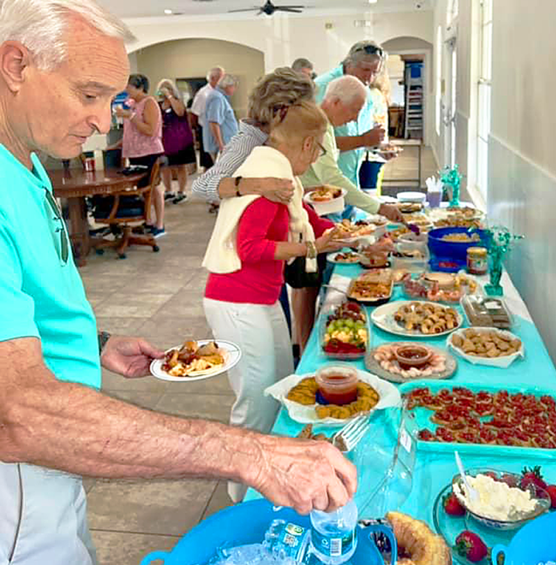 HAPPY HOUR BUFFET